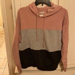 American Eagle color blocked sweatshirt. Size m